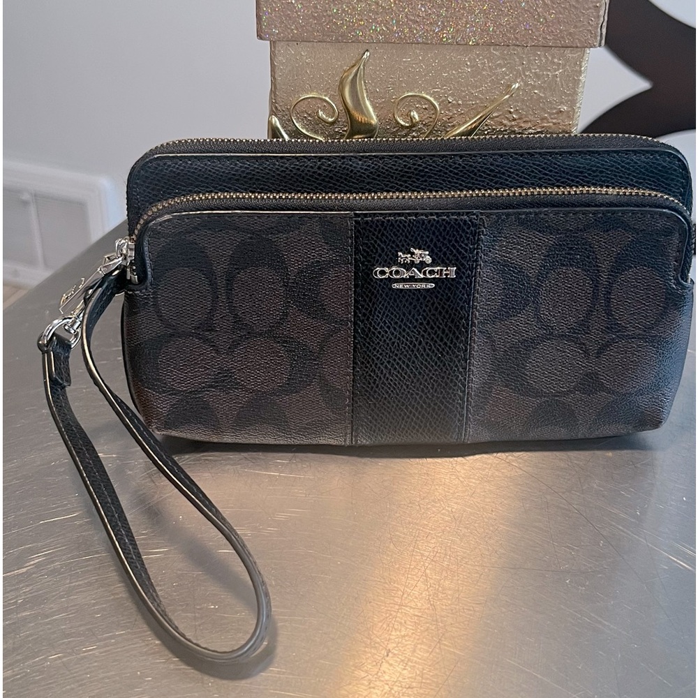 Coach Signature Canvas Wallet